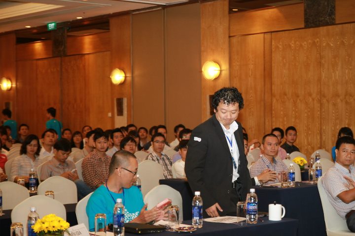 Joe Nguyễn đại diện ComScore tại hội thảo MXH Social Network The Open Flastform Joe Nguyễn đại diện ComScore tại hội thảo MXH Social Network The Open Flastform