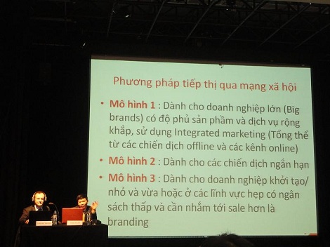 TS Marc Dinvine và ông Hà Tuấn (CLB SEO Việt Nam) tại hội thảo TS Marc Dinvine và ông Hà Tuấn (CLB SEO Việt Nam) tại hội thảo